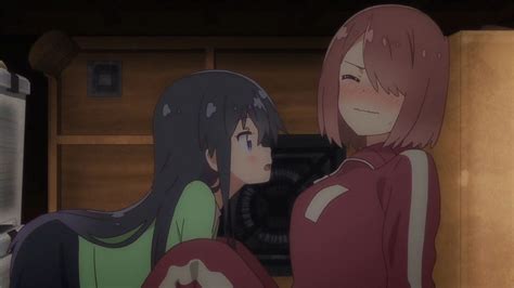 Yuri Videos .